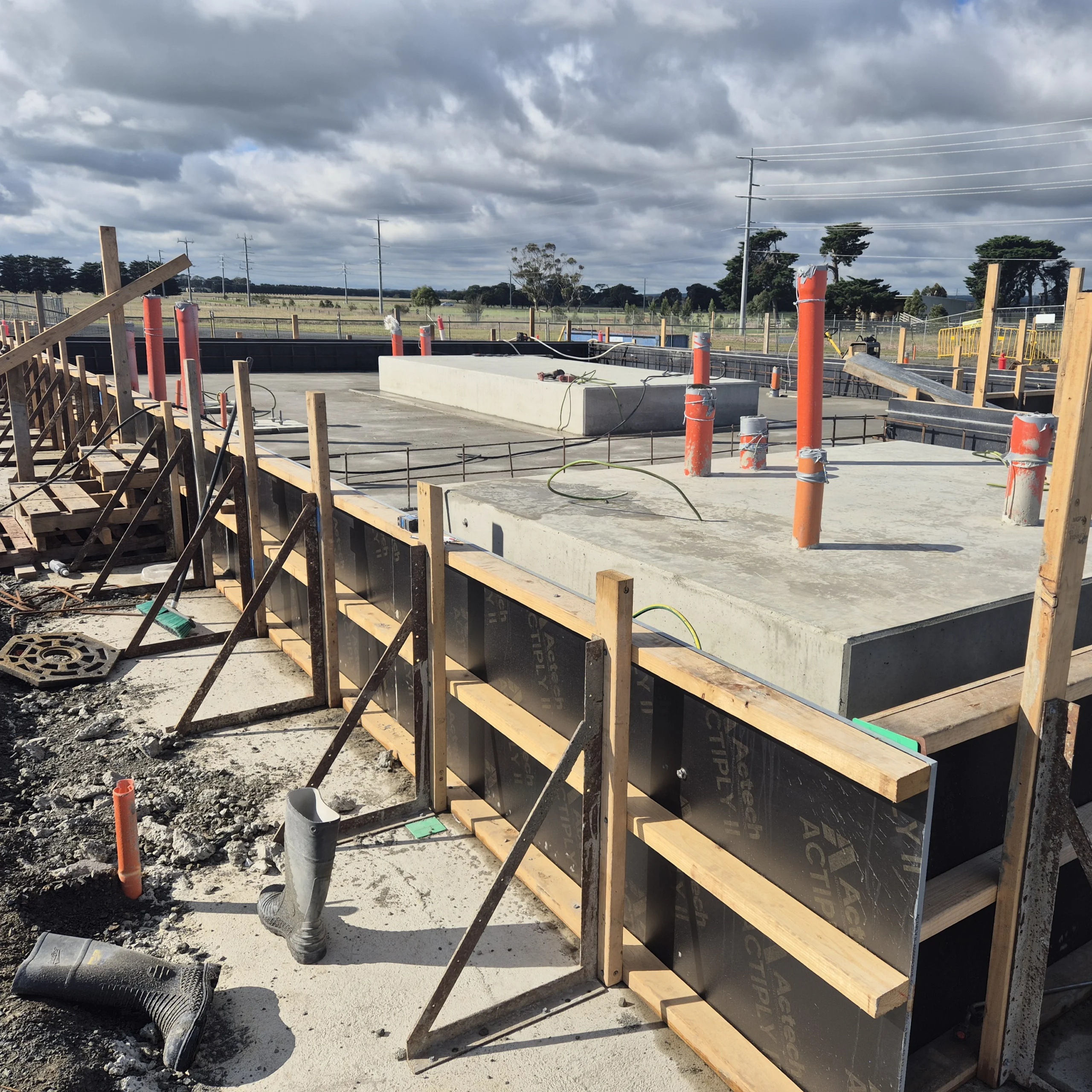 GGC ute at Limestone coast BESS Balance of plant - site entry